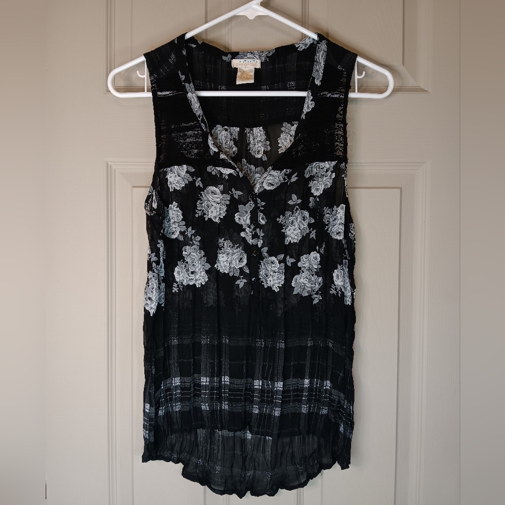 Love On Tap Sleeveless Henley Blouse - Black/White - Size MEDIUM